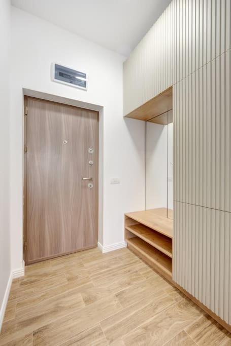 Oasis On Calea Victoriei Apartment Bucharest Exterior photo